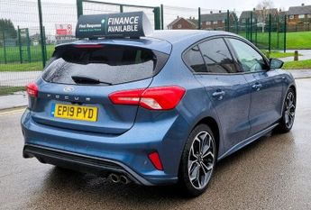 Ford Focus ST-LINE X