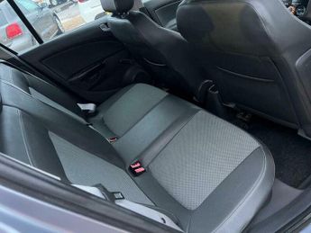 Vauxhall Corsa 1.4i 16v Design 5dr (a/c)