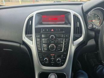 Vauxhall Astra 1.6 16v SRi Auto Euro 5 5dr