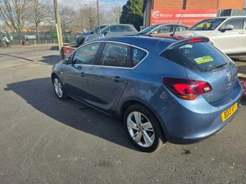 Vauxhall Astra 1.6 16v SRi Auto Euro 5 5dr