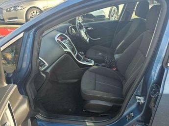 Vauxhall Astra 1.6 16v SRi Auto Euro 5 5dr