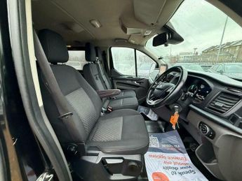 Ford Tourneo Custom 1.0 320 EcoBoost 13.6kWh Titanium Auto L1 Euro 6 5dr