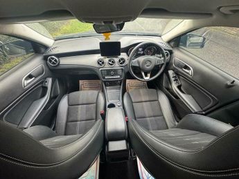 Mercedes-Benz C Class 1.6 GLA180 Urban Edition 7G-DCT Euro 6 (s/s) 5dr