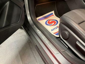 Mercedes-Benz C Class 1.6 GLA180 Urban Edition 7G-DCT Euro 6 (s/s) 5dr