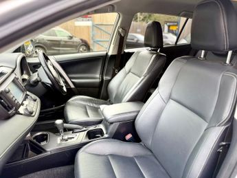 Toyota RAV4 2.0 V-Matic Excel SUV 5dr Petrol CVT 4WD Euro 6 (s/s) (151 ps)