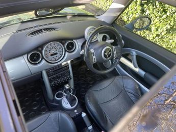 MINI Hatch COOPER