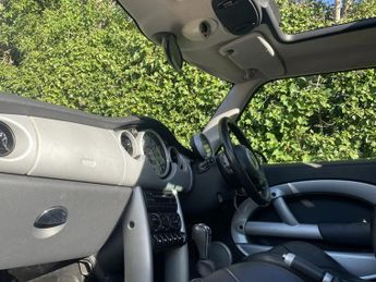 MINI Hatch COOPER