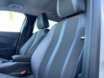 Peugeot 2008 1.2 PURETECH S/S ALLURE PREMIUM