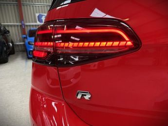 Volkswagen Golf R TSI 4MOTION DSG