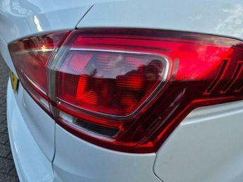 Ford B-Max 1.4 Zetec Euro 5 5dr