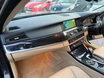 BMW 5 SERIES 2.0 525d SE Auto Euro 5 (s/s) 4dr