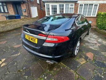 Jaguar XF 3.0 XF Luxury V6 Auto 4dr