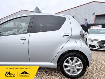 Toyota AYGO VVT-I MODE MM AC