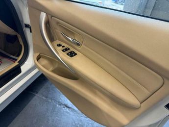 BMW 3 SERIES 2.0 320i SE Auto xDrive Euro 6 (s/s) 4dr