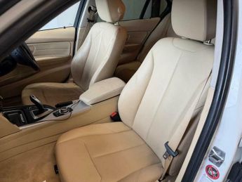 BMW 3 SERIES 2.0 320i SE Auto xDrive Euro 6 (s/s) 4dr
