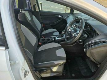 Ford Focus 2.0 TDCi Zetec Powershift Euro 5 5dr