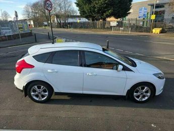 Ford Focus 2.0 TDCi Zetec Powershift Euro 5 5dr
