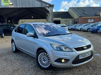 Ford Focus 1.6 Titanium 5dr