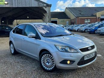 Ford Focus 1.6 Titanium 5dr