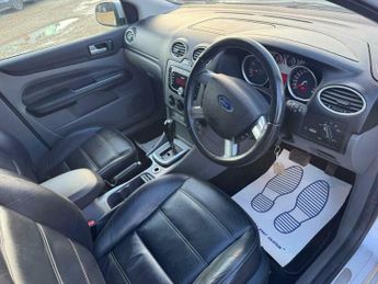 Ford Focus 1.6 Titanium 5dr