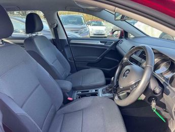 Volkswagen Golf 1.4 TSI BlueMotion Tech ACT GT Edition Hatchback 5dr Petrol DSG 