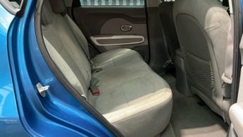 Kia Soul 27kWh EV SUV 5dr Electric Auto (109 bhp)