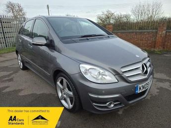 Mercedes B Class 2.0 B200 CDI Sport MPV 5dr Diesel CVT (164 g/km, 140 bhp)