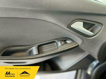 Ford Focus 1.6 Zetec Powershift Euro 5 5dr
