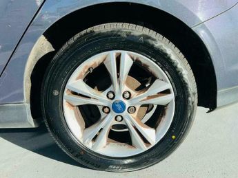 Ford Focus 1.6 Zetec Powershift Euro 5 5dr