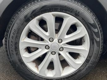 Land Rover Range Rover 3.0 TD V6 Vogue SUV 5dr Diesel Auto 4WD Euro 6 (s/s) (258 ps)