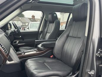 Land Rover Range Rover 3.0 TD V6 Vogue SUV 5dr Diesel Auto 4WD Euro 6 (s/s) (258 ps)