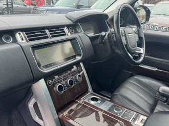 Land Rover Range Rover 3.0 TD V6 Vogue SUV 5dr Diesel Auto 4WD Euro 6 (s/s) (258 ps)