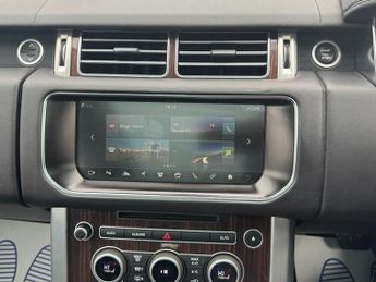 Land Rover Range Rover 3.0 TD V6 Vogue SUV 5dr Diesel Auto 4WD Euro 6 (s/s) (258 ps)