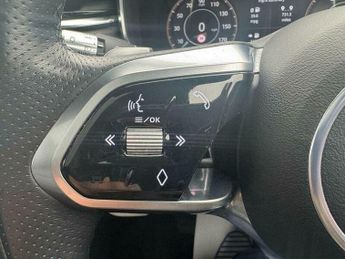 Jaguar XF 2.0 D200 MHEV R-Dynamic HSE Black Sportbrake 5dr Diesel Auto Eur