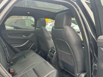 Jaguar XF 2.0 D200 MHEV R-Dynamic HSE Black Sportbrake 5dr Diesel Auto Eur