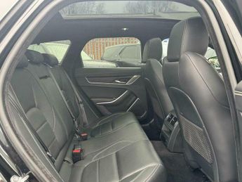 Jaguar XF 2.0 D200 MHEV R-Dynamic HSE Black Sportbrake 5dr Diesel Auto Eur