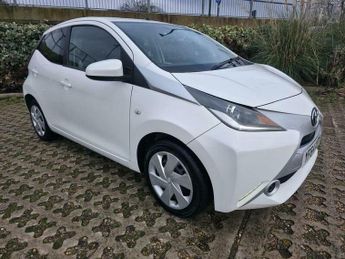 Toyota AYGO 1.0 VVT-i x-play Euro 5 5dr Euro 5