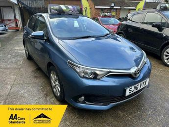 Toyota Auris 1.2 VVT-i Business Edition Euro 6 (s/s) 5dr