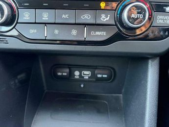 Kia Niro 1.6 GDi 3 DCT Euro 6 (s/s) 5dr