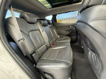 Hyundai Santa Fe 2.2 CRDi Premium SE Auto 4WD Euro 5 5dr (7 seat)