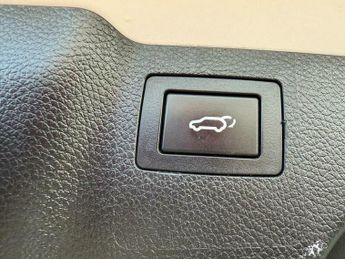 Hyundai Santa Fe 2.2 CRDi Premium SE Auto 4WD Euro 5 5dr (7 seat)