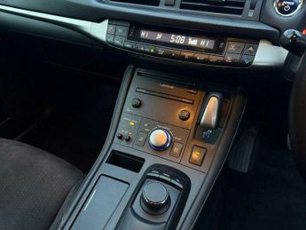 Lexus CT 1.8 200h Advance CVT Euro 6 (s/s) 5dr