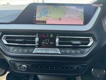 BMW 1 SERIES 1.5 118i M Sport DCT Euro 6 (s/s) 5dr