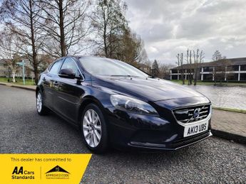 Volvo V40 2.0 D3 SE Lux Nav Hatchback 5dr Diesel Manual Euro 5 (s/s) (150 