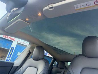 Tesla Model Y (Dual Motor) Long Range Auto 4WDE 5dr