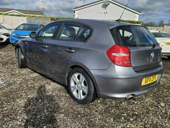 BMW 1 SERIES 118i SE