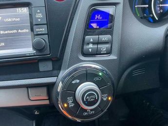 Honda Insight 1.3h IMA HS-T Hatchback 5dr Petrol Hybrid CVT Euro 5 (102 ps)