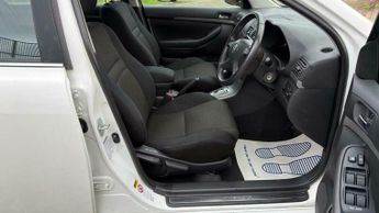 Toyota Avensis 1.8 VVT-i T3-X 5dr