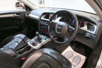 Audi A4 TDI SE QUATTRO 240