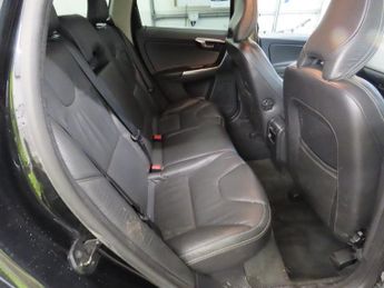 Volvo XC60 D3 R-DESIGN AWD